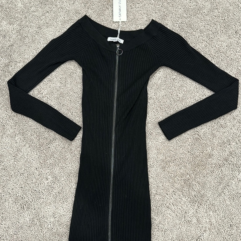 NWT Laura’s Boutique Mariah Black Knit Off the Shoulder Ribbed Midi Dress (S/M)